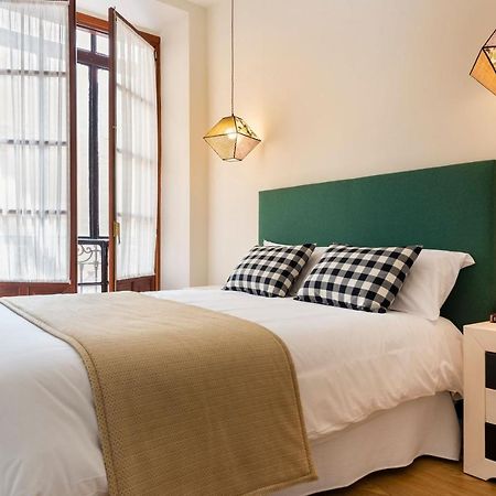 Alohamundi Arenal Daire Sevilla Dış mekan fotoğraf